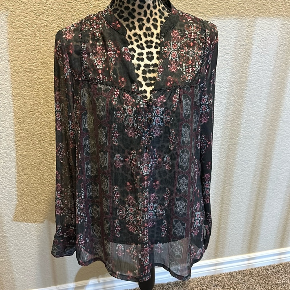 Women’s Maurice’s long sleeve sheer top, 3 buttons, size L